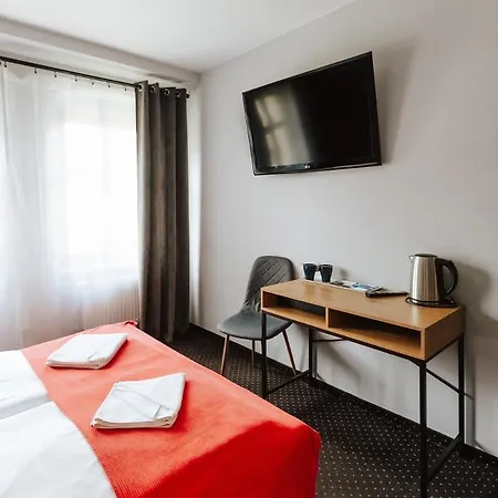 Boogie Deluxe Old Town 3*