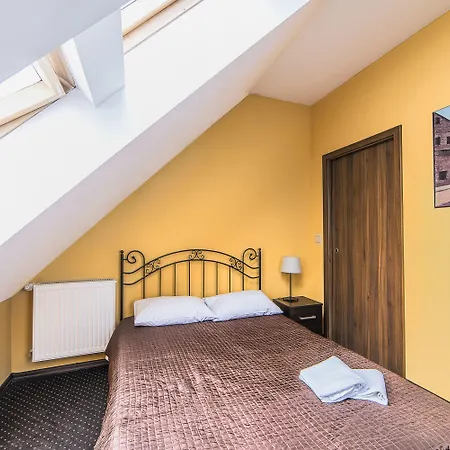 Boogie Deluxe Old Town Апарт-отель 3*