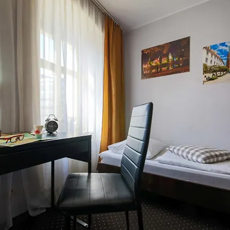 Boogie Deluxe Old Town Апарт-отель 3*