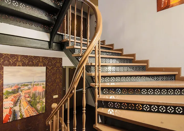 Boogie Deluxe Old Town Wroclaw