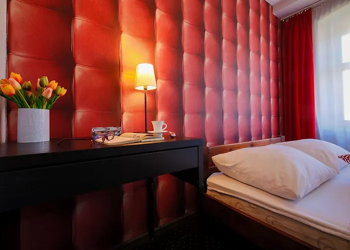 Boogie Deluxe Old Town