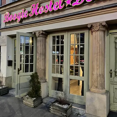 Boogie Deluxe Old Town Aparthotel 3*