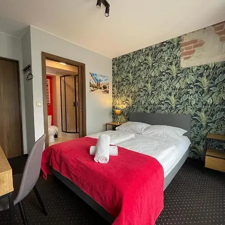 Boogie Deluxe Old Town Aparthotel 3*