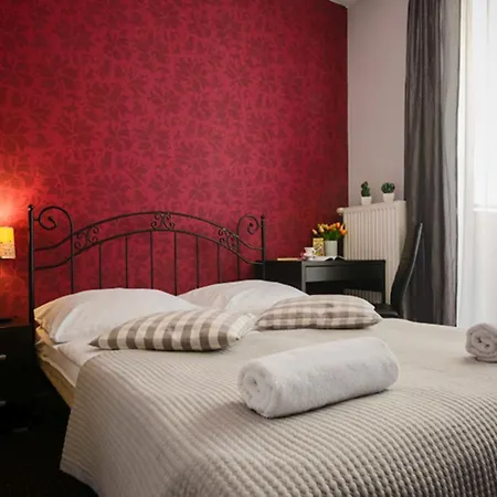Boogie Deluxe Old Town Apart Otel 3*