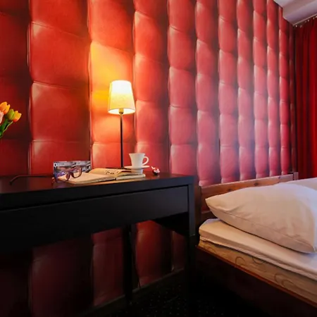 Aparthotel Boogie Deluxe Old Town 3*