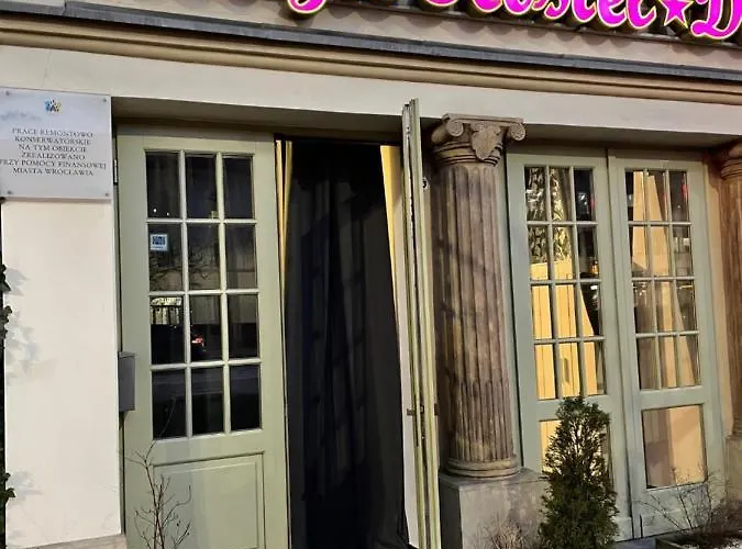 아파트호텔 Boogie Deluxe Old Town 3*