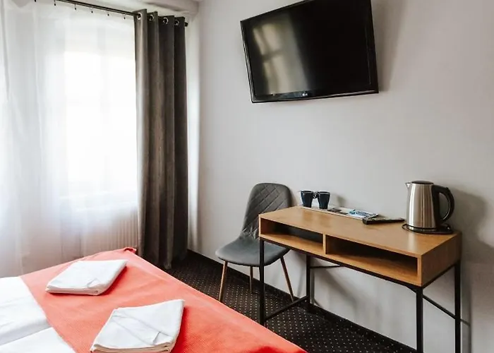 Boogie Deluxe Old Town 3*