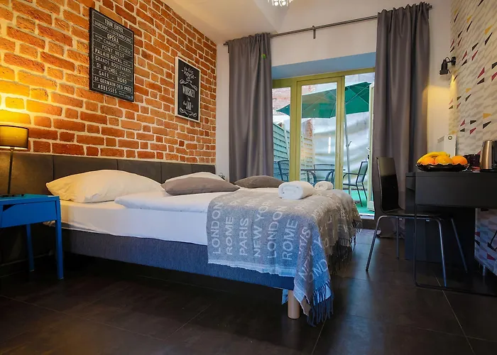 Boogie Deluxe Old Town